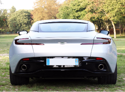 Aston Martin DB 11 LAUNCH EDITION